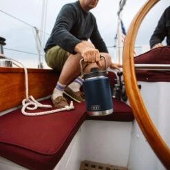 YETI Rambler Half Gallon Jug -Outdoor Products Store 21070140015