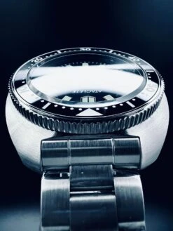 ATACLETE Triton Dive Watch By ATACLETE -Outdoor Products Store Ataclete200meterdivewatchglare1