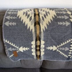 Andean Alpaca Wool Blanket - Cloud By Alpaca Threadz -Outdoor Products Store DSC01038