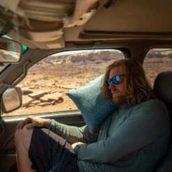 Coast Travel Pillow By Klymit -Outdoor Products Store Klymit Coast TravelPIllow Teal 12CTBL01C LS02 2998x2000 a82ba809 3b56 4b95 8bc9 3dd4164090d2