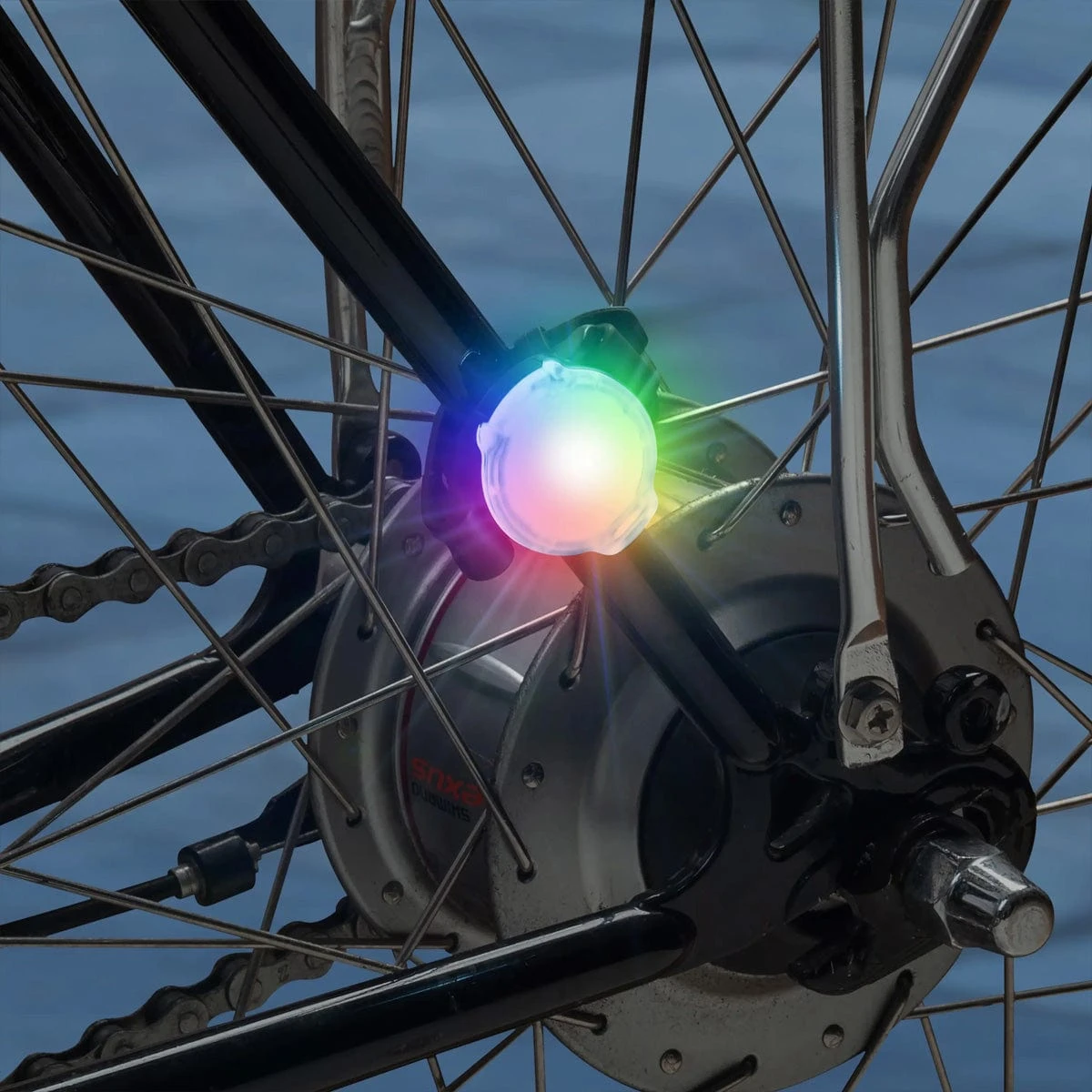 Nite Ize GoLit Rechargeable Visibility Light - Disc-O Tech 4 Nite Ize GoLit Rechargeable Visibility Light - Disc-O Tech - Image 2