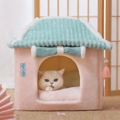 Cozy Retreat Cat House - The Ultimate Enclosed Cat Villa By Dog Hugs Cat -Outdoor Products Store e033d686 4509 4d59 b429 aa2714ca9e5e 6df0c791 e8d1 4f88 8abd 94dbfda38ea4